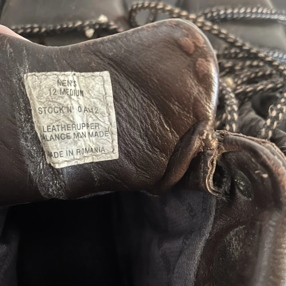 LL Bean Cresta Leather Hiking Boots Men's 12M Gore-tex Vibram Sole Romania Work - Picture 7 of 11